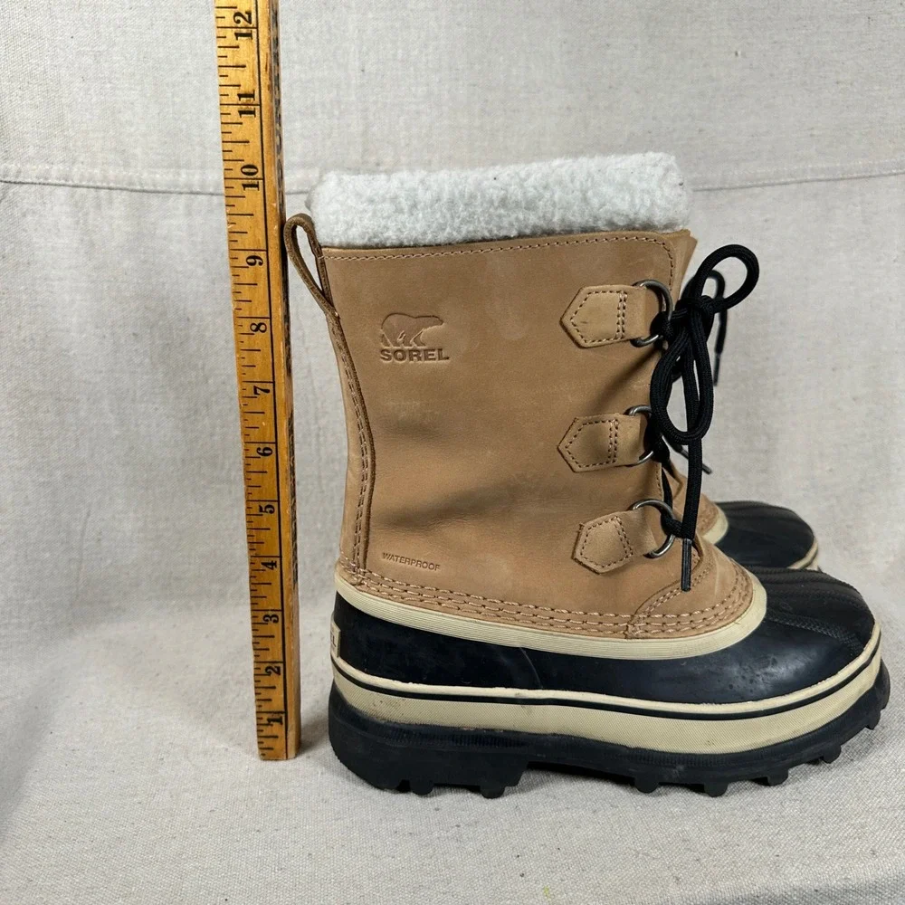 Sorel Kids 4 Caribou Waterproof Winter Snow Boot Tan Black Leather Sherpa Lining